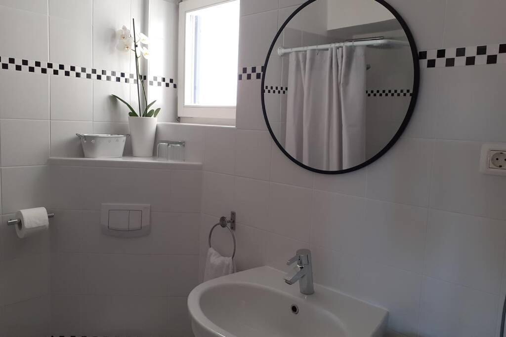 Comfortable Studio In Old Town Labin  Esterno foto